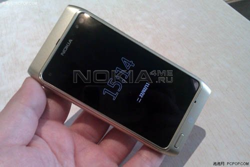 Nokia T7-00.   Symbian-